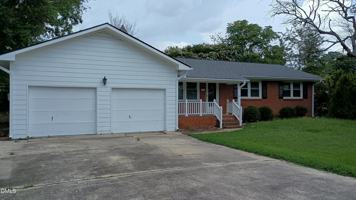 featured image of 102 S Tunstall Ave