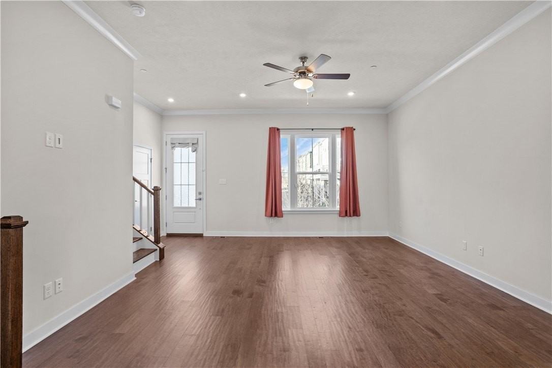 3037 Mahican Cir - Photo 3 of 26