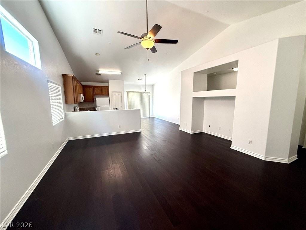 6613 Mccarran St - Photo 4 of 21