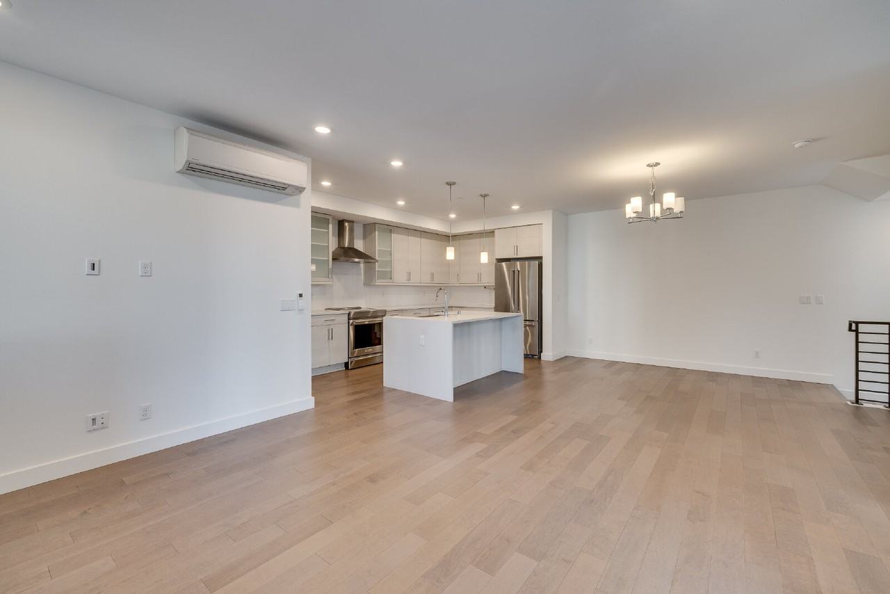 23115 Ne 8th St - Photo 4 of 22