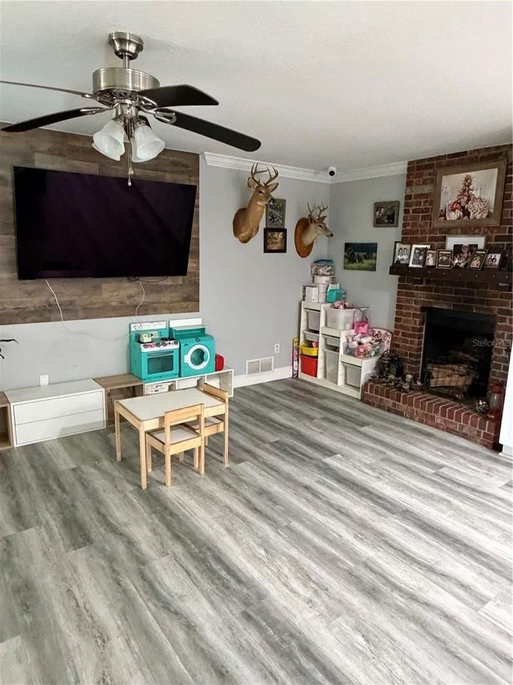 1409 Ponce De Leon Blvd - Photo 7 of 23