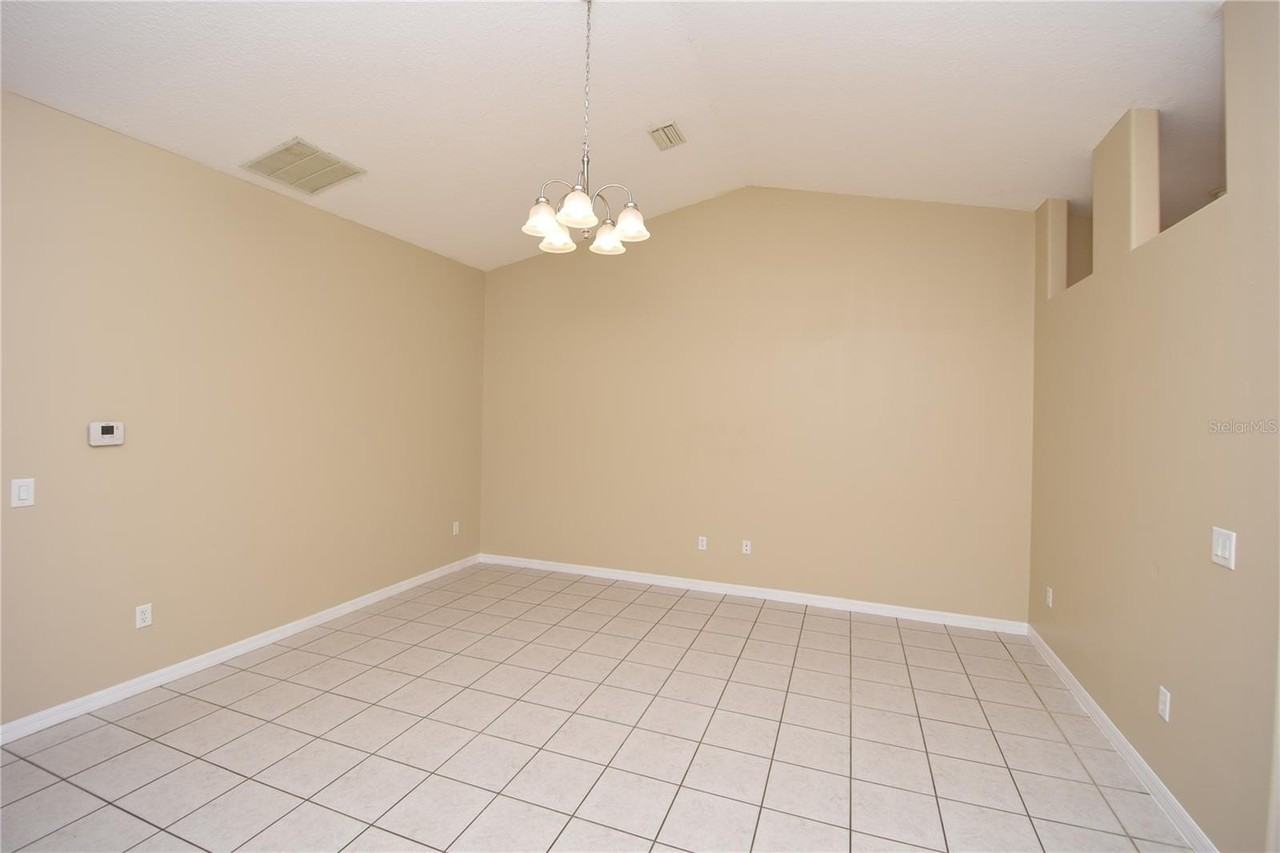 33 Lloyd Trl #B - Photo 3 of 27