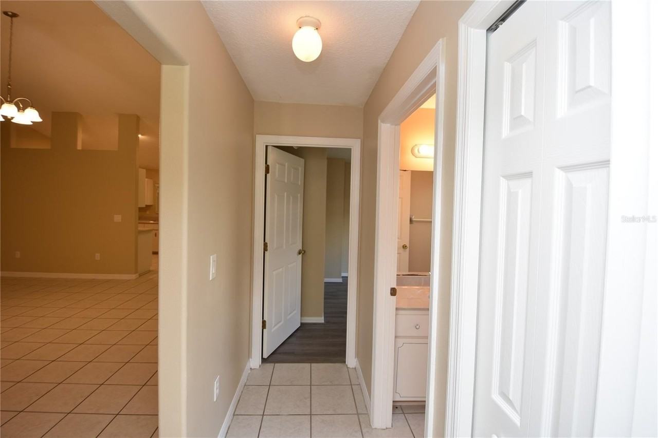 33 Lloyd Trl #B - Photo 6 of 27