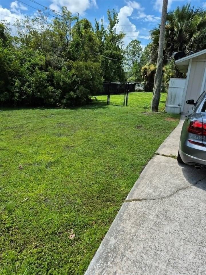 1 Wheatfield Dr - Photo 2 of 10