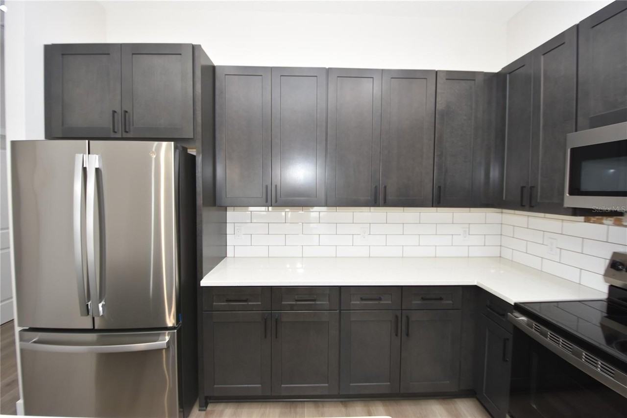 5 Seton Ct #B - Photo 3 of 26