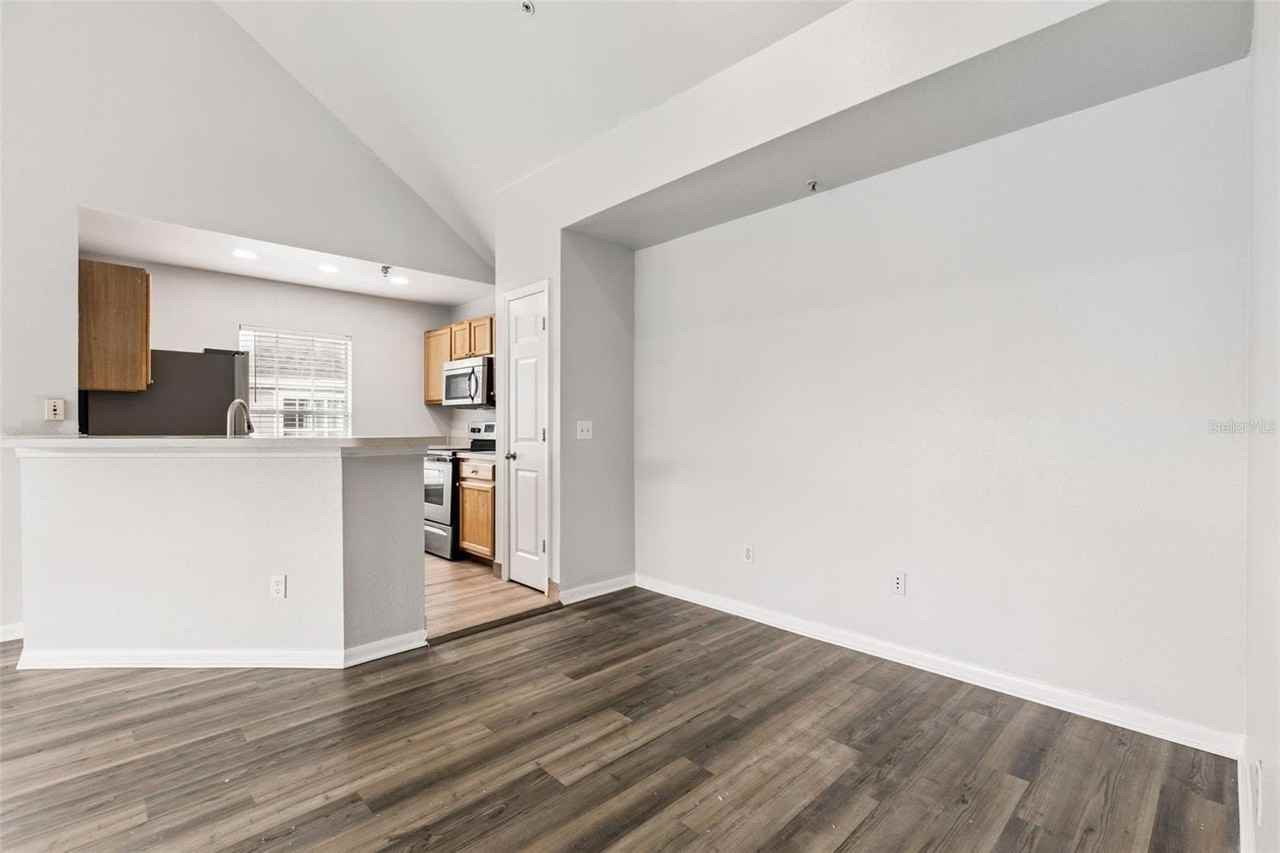 9141 Lee Vista Blvd #307 - Photo 5 of 24