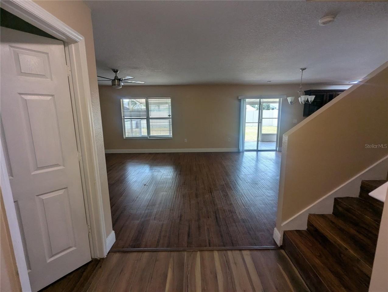 1628 Strathmore Cir - Photo 2 of 37