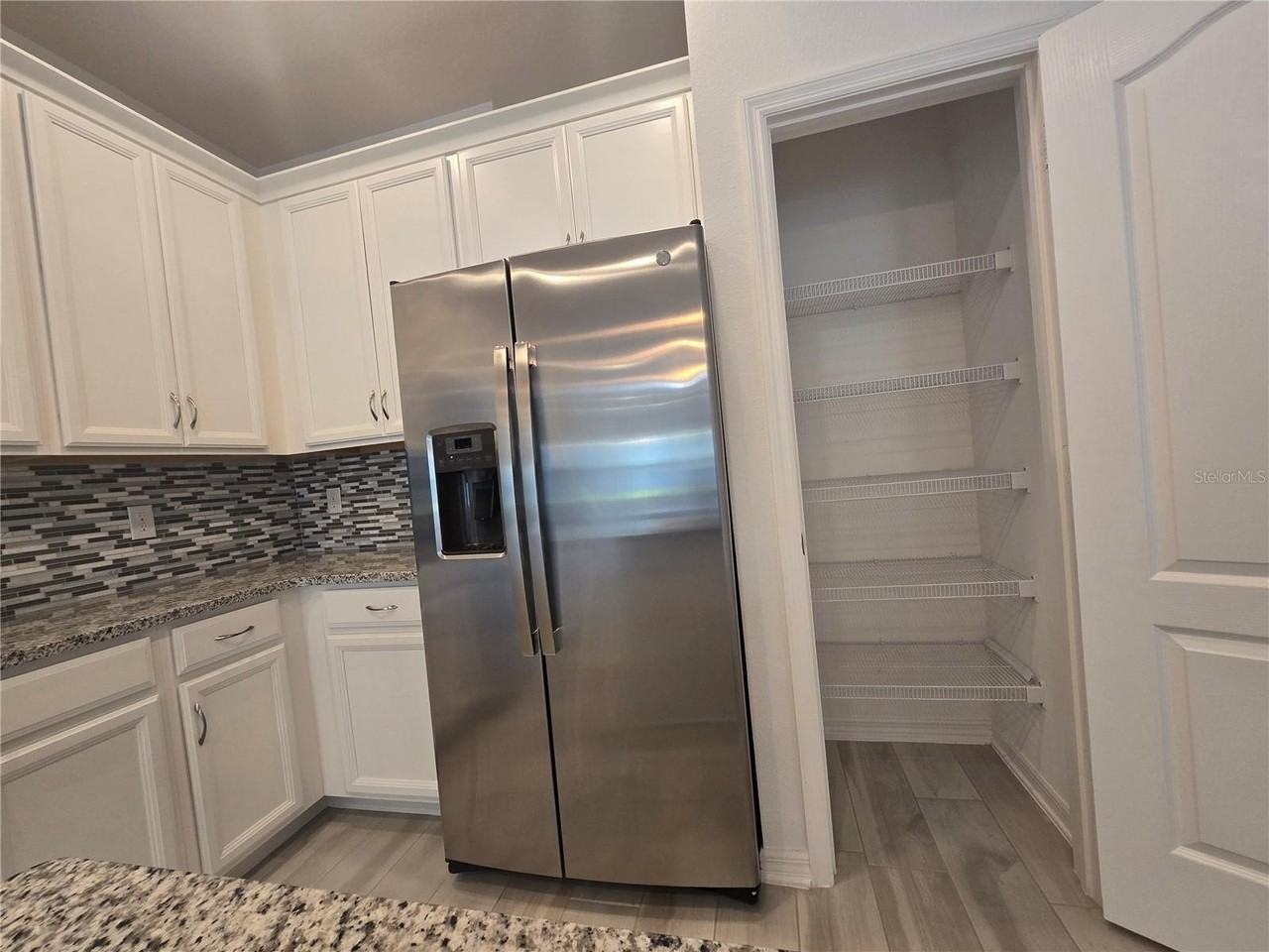 352 Rustic Loop - Photo 7 of 28