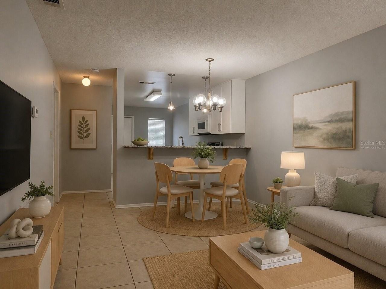 1421 Sophie Blvd - Photo 4 of 16
