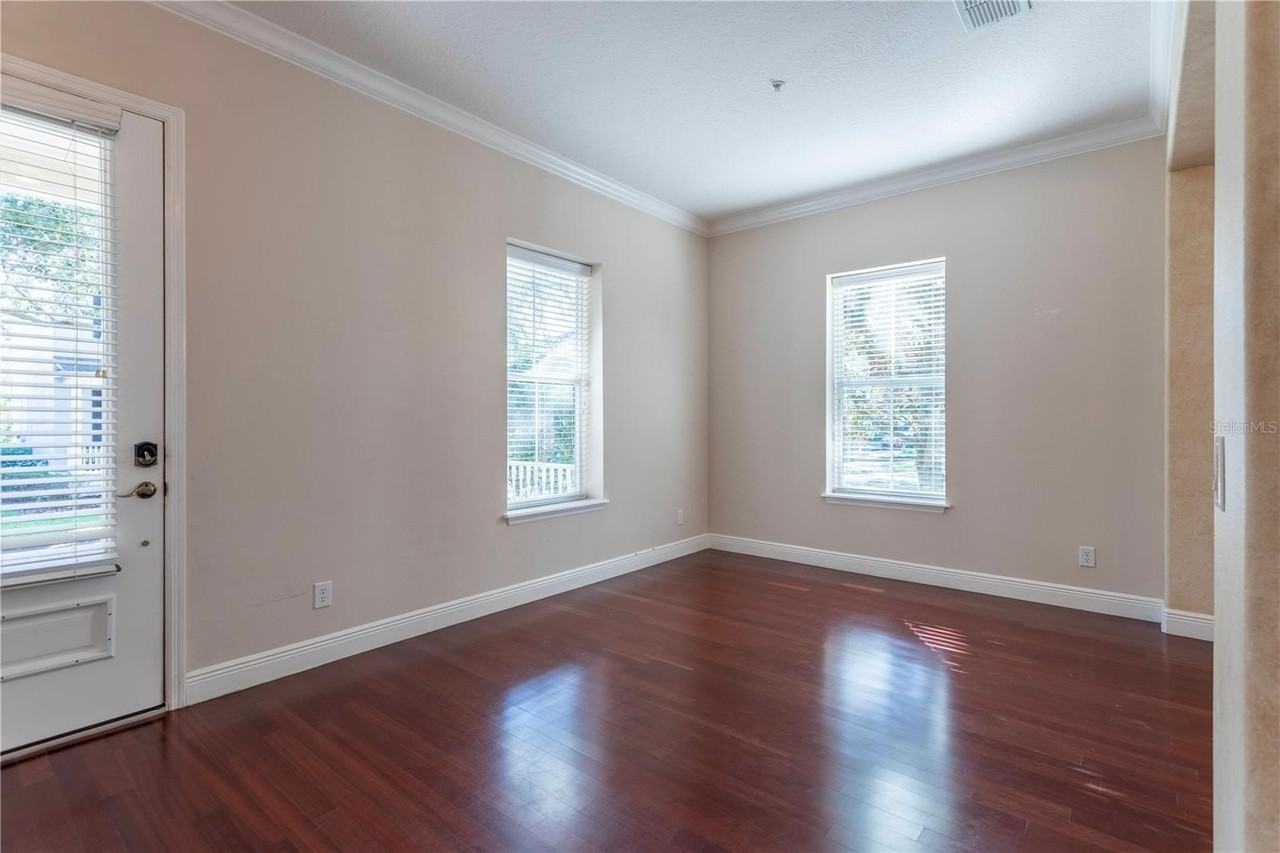 1608 Hanks Ave - Photo 6 of 34
