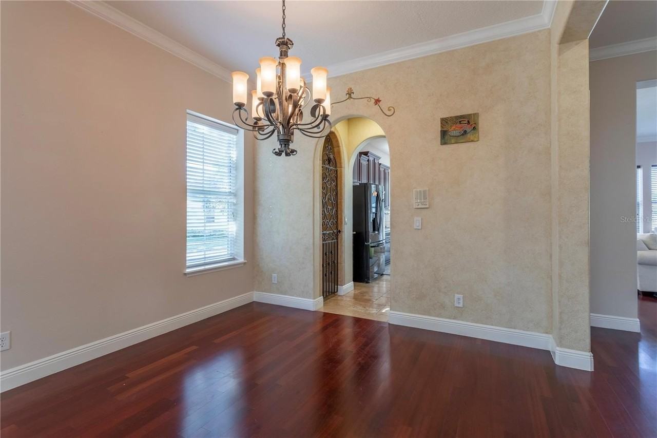 1608 Hanks Ave - Photo 7 of 34