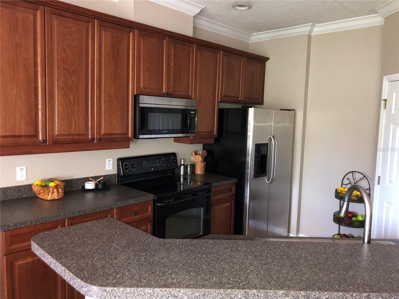 656 Pinebranch Cir - Photo 7 of 29
