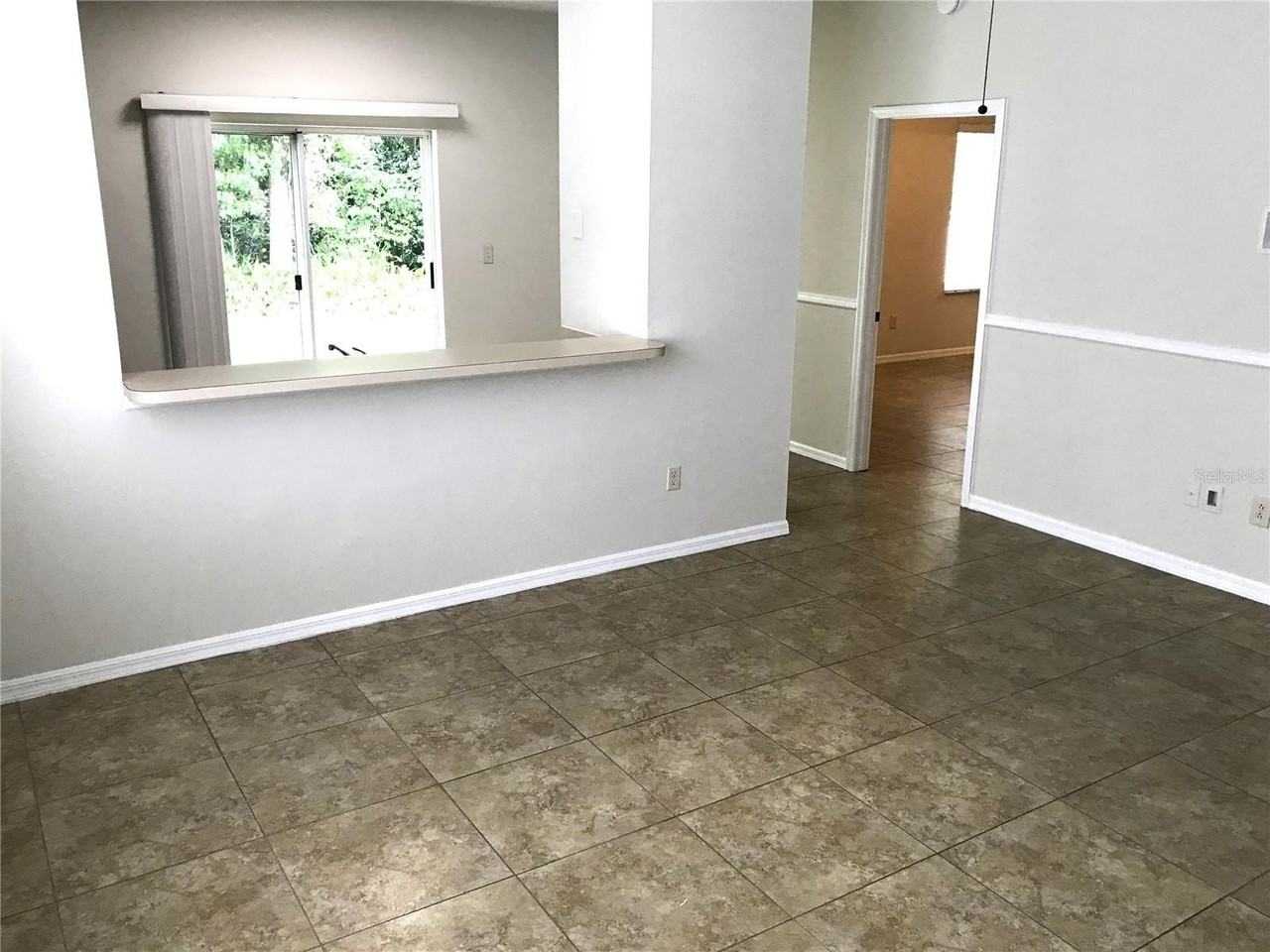 1724 Riveredge Rd - Photo 3 of 15