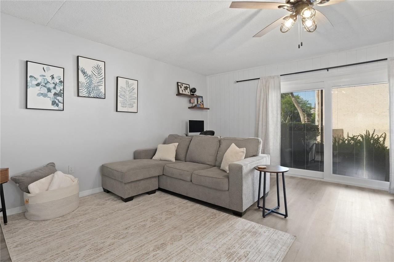 1154 Paseo Del Sol #B - Photo 3 of 18