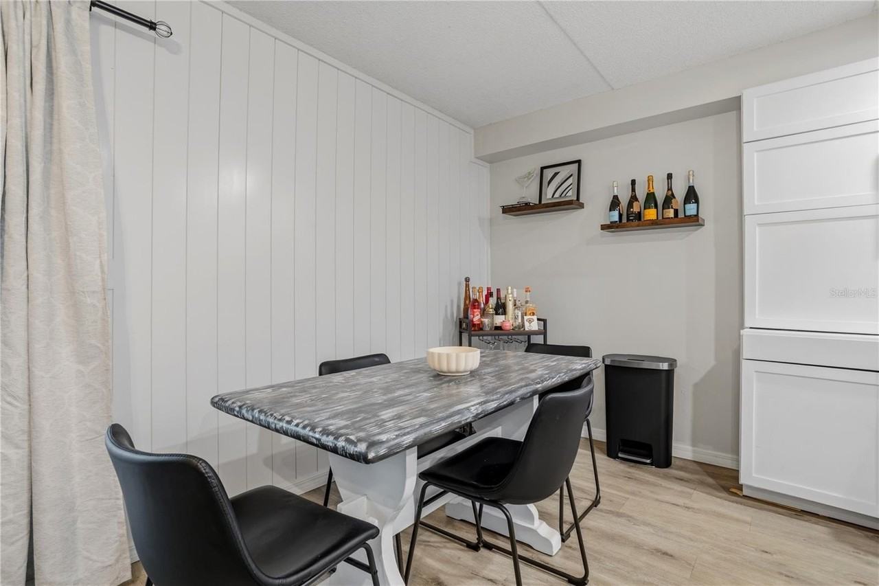 1154 Paseo Del Sol #B - Photo 5 of 18