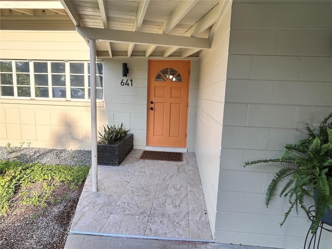 641 S Lakemont Ave - Photo 2 of 16