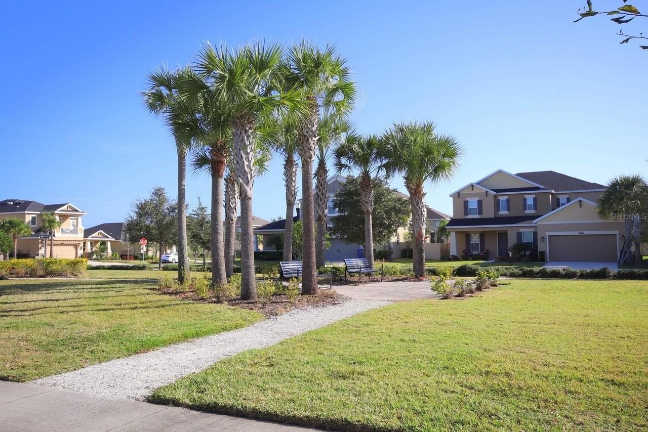 8827 Sentiero Dr - Photo 2 of 26