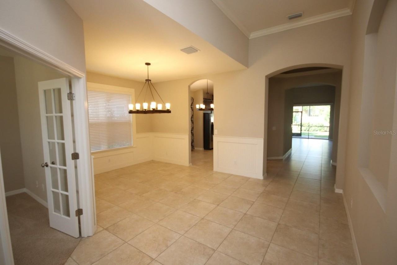 8827 Sentiero Dr - Photo 5 of 26
