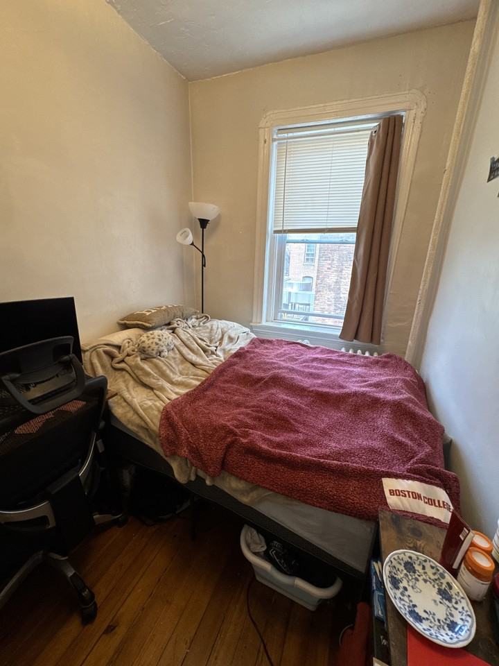 37 Anderson St #6 - Photo 5 of 10