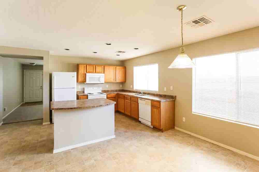 3140 W Maldonado Rd - Photo 5 of 16