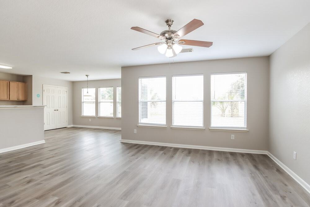 6310 Cottage Stream Ln - Photo 4 of 17