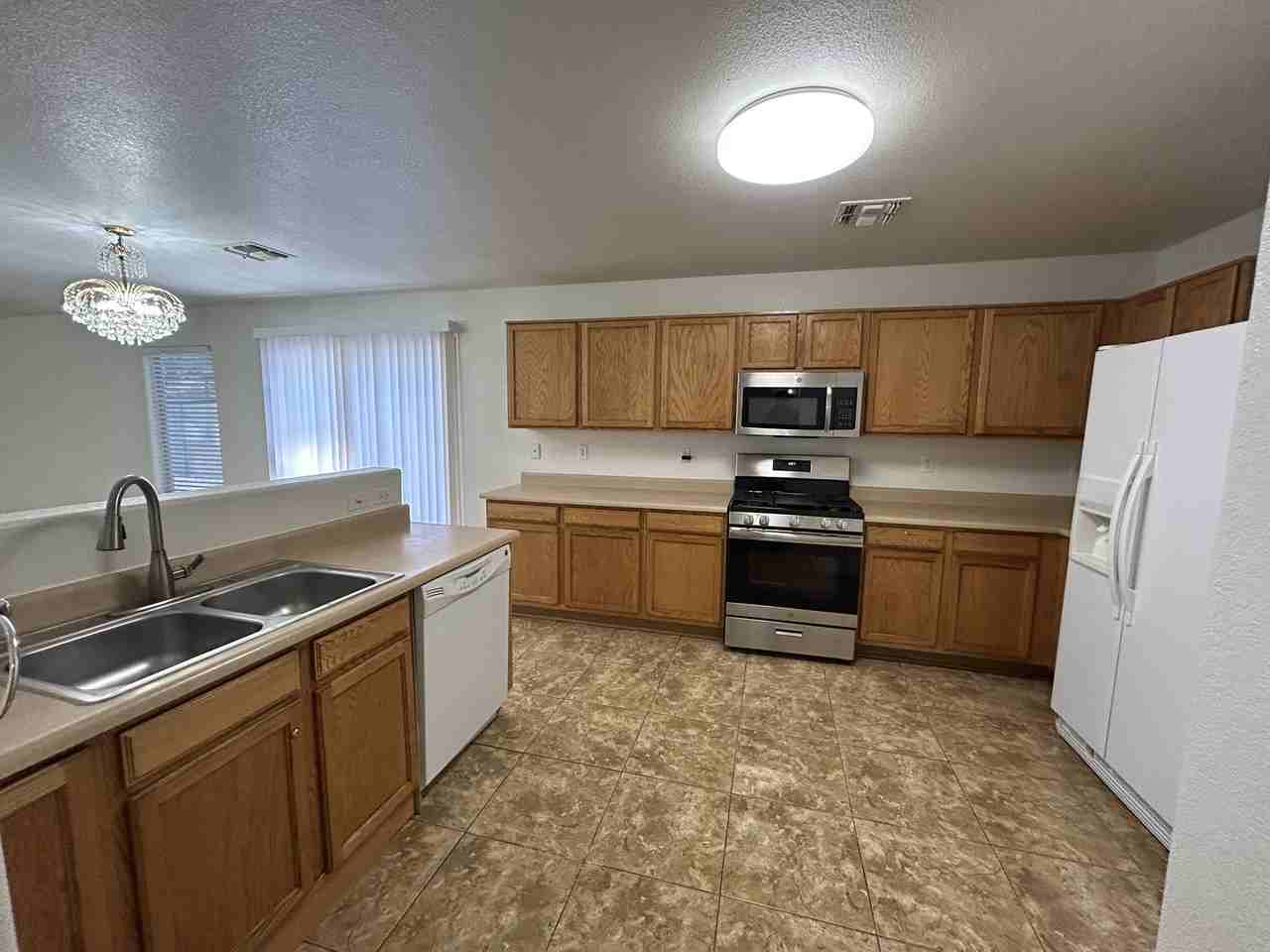 7399 W Solano Dr S - Photo 7 of 50