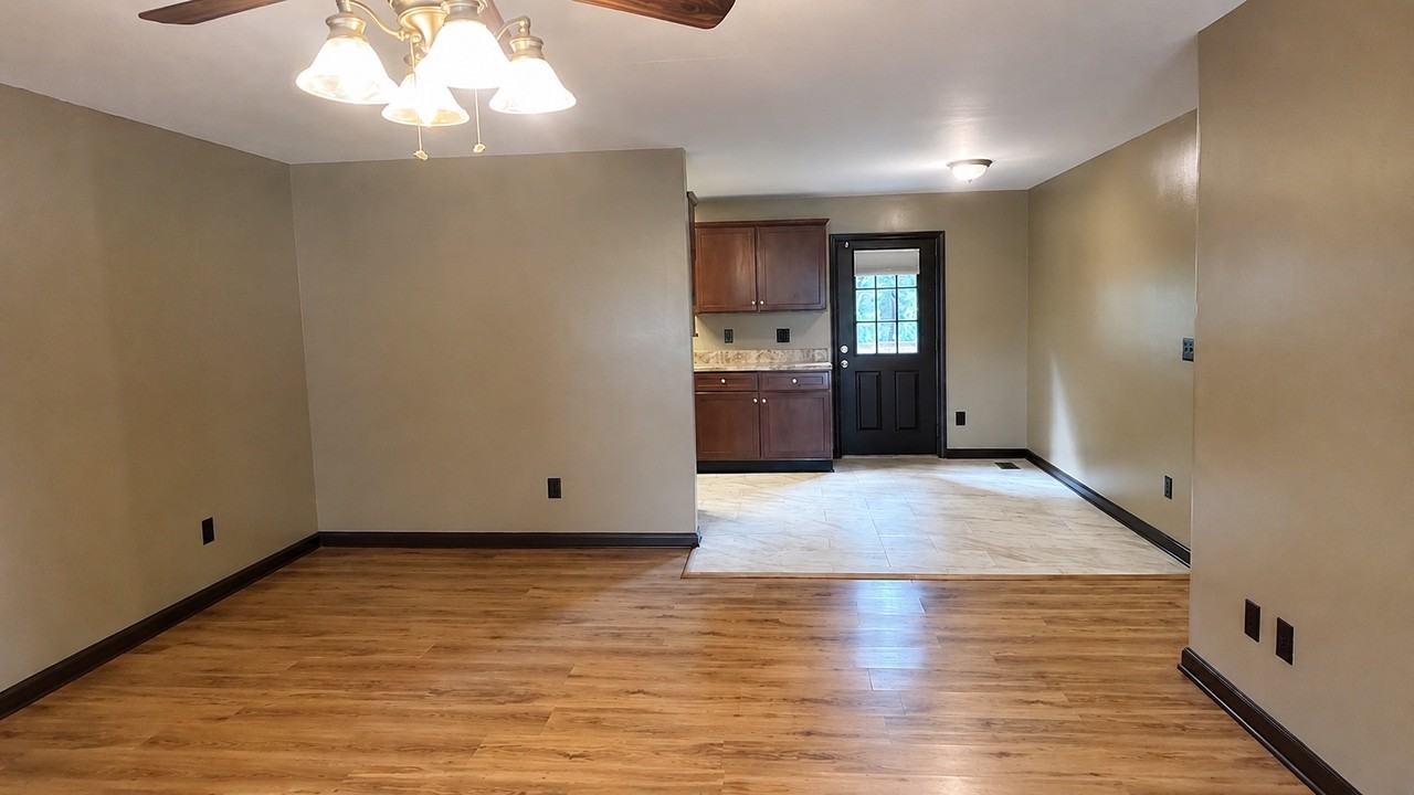 7432 Hydrus Dr - Photo 6 of 25