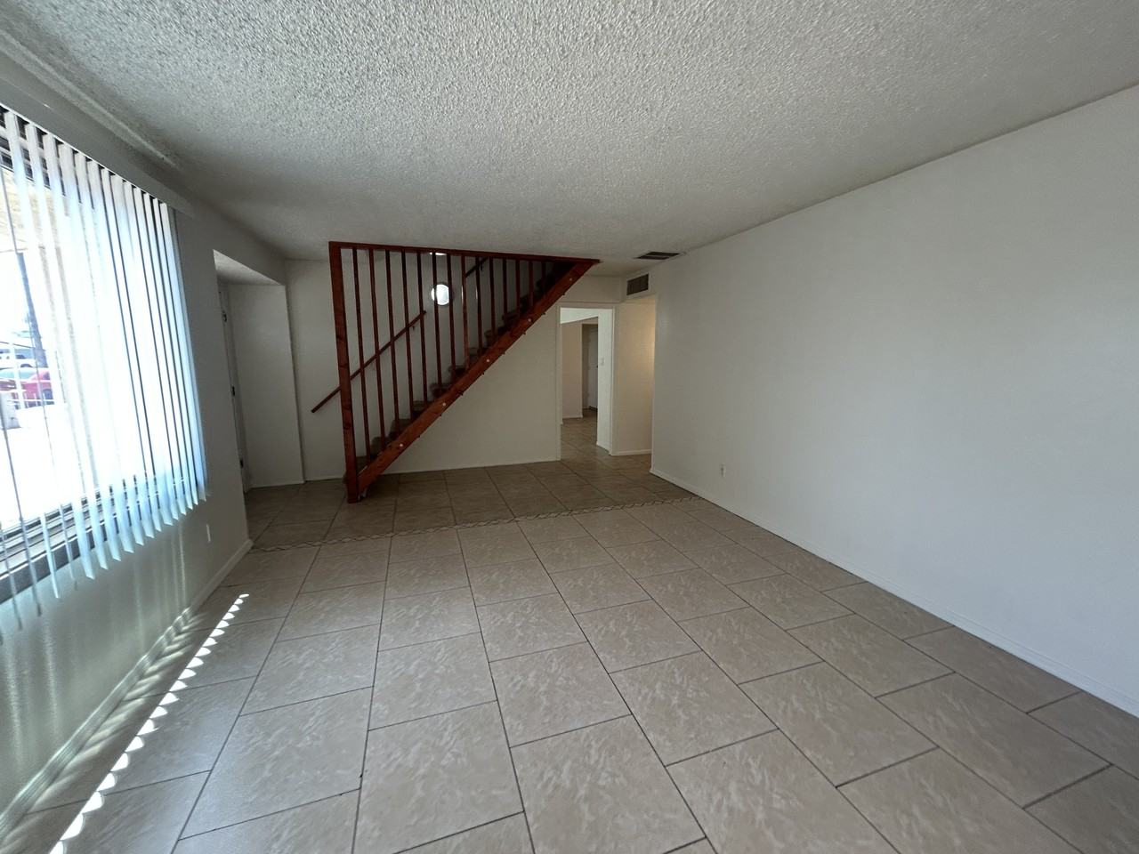 8014 W Osborn Rd - Photo 7 of 38