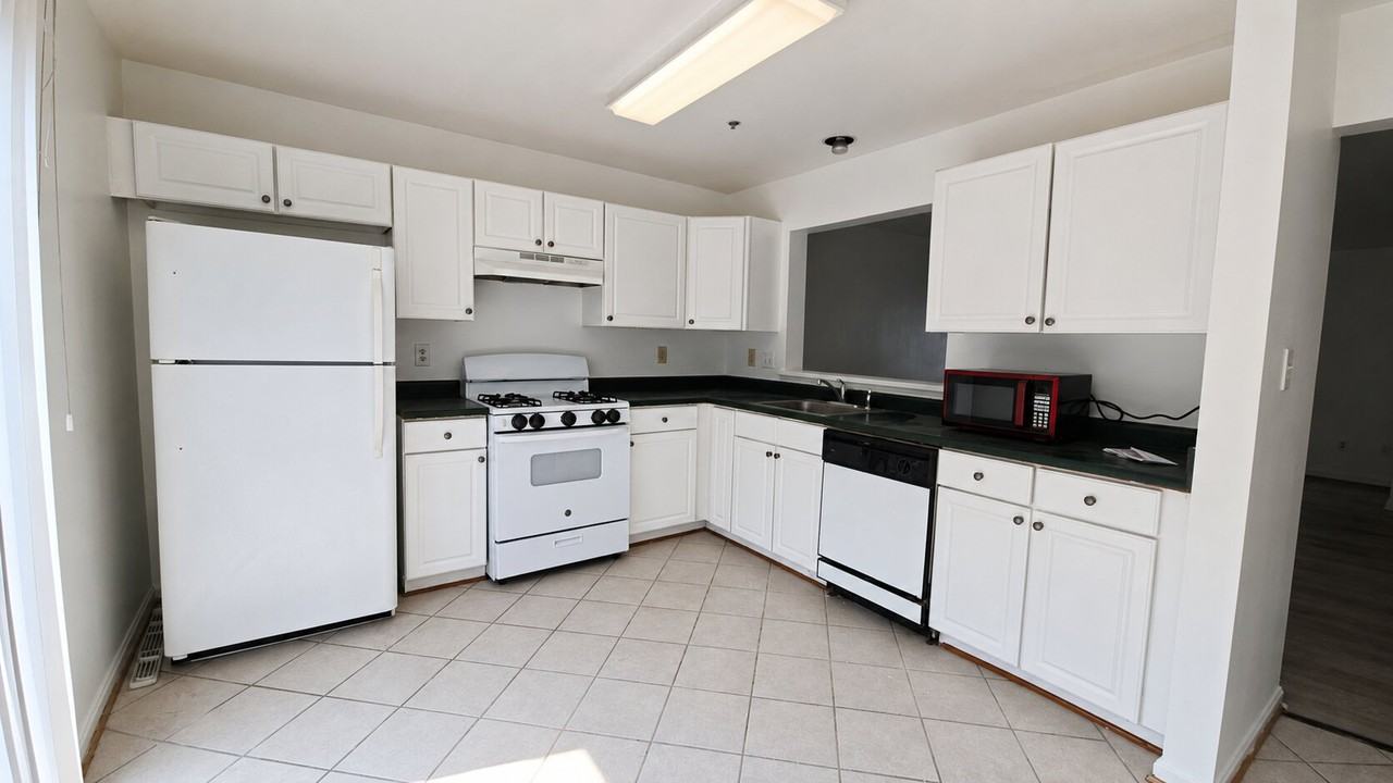 120 Royalty Cir - Photo 5 of 24