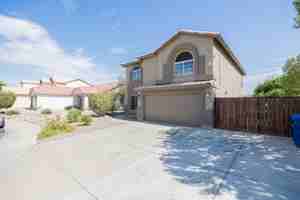 featured image of 11595 W Holly St