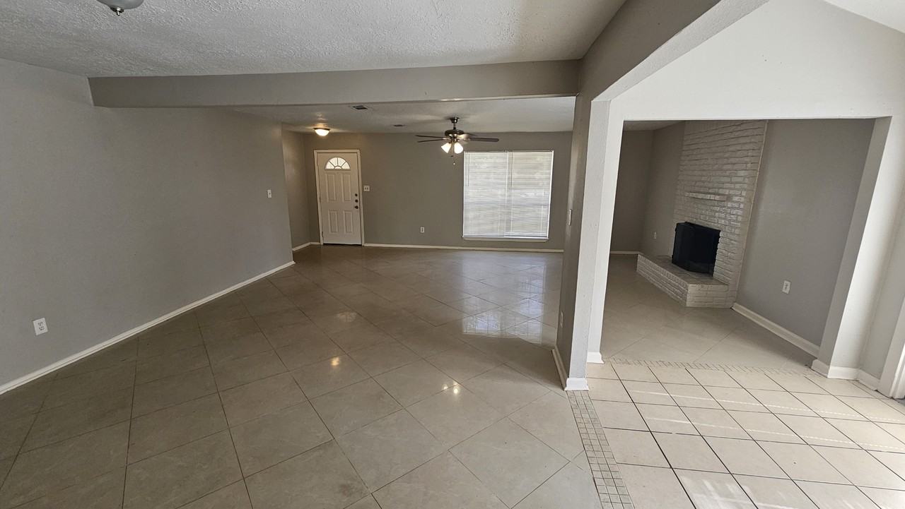 3310 Indian Mound Trl - Photo 5 of 22