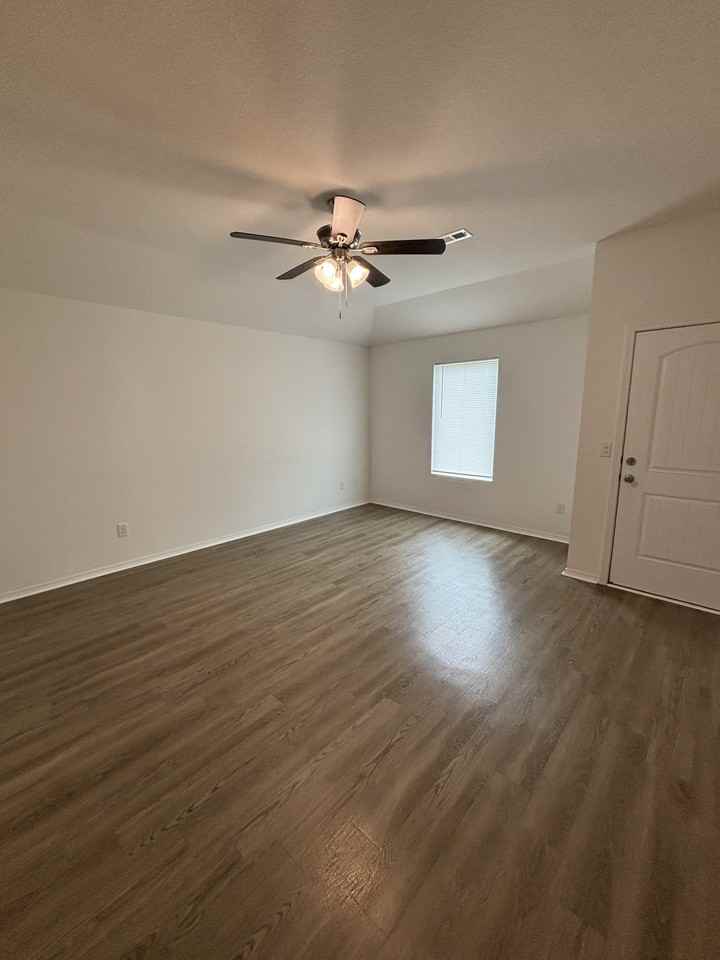 80 Kinley Brook Ln - Photo 3 of 20