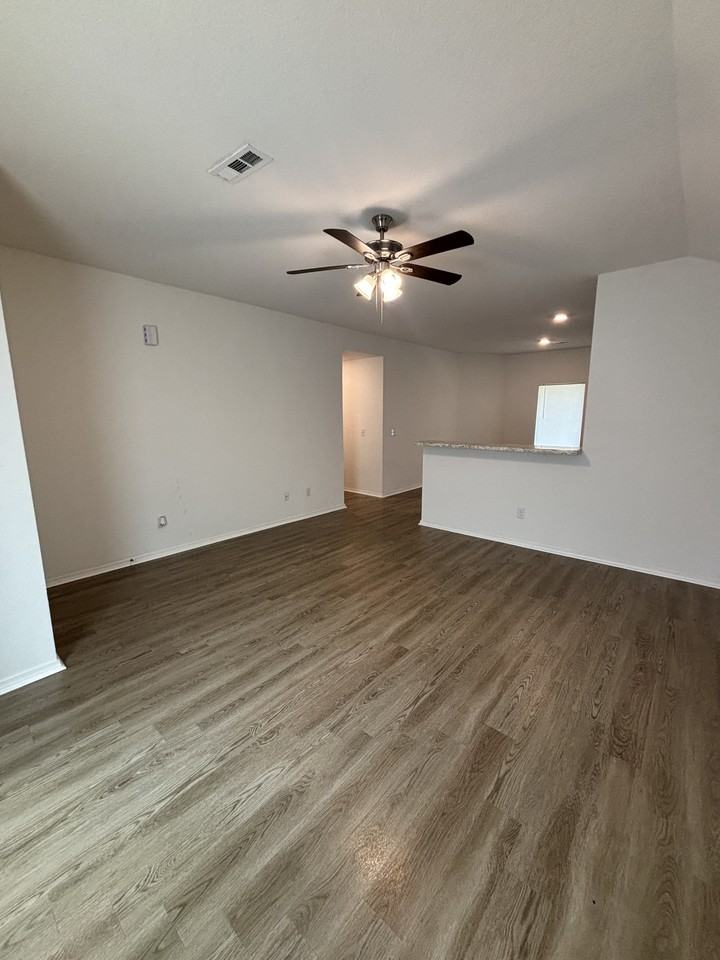 80 Kinley Brook Ln - Photo 5 of 20