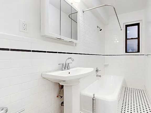 2835 Bedford Ave #11BF - Photo 5 of 8