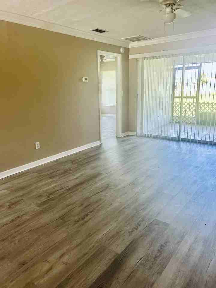 3605 Skyline Blvd - Photo 6 of 11