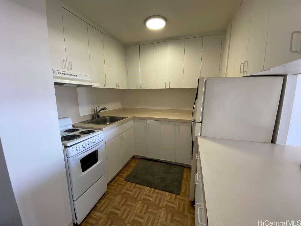 1125 Young St #903 - Photo 2 of 10