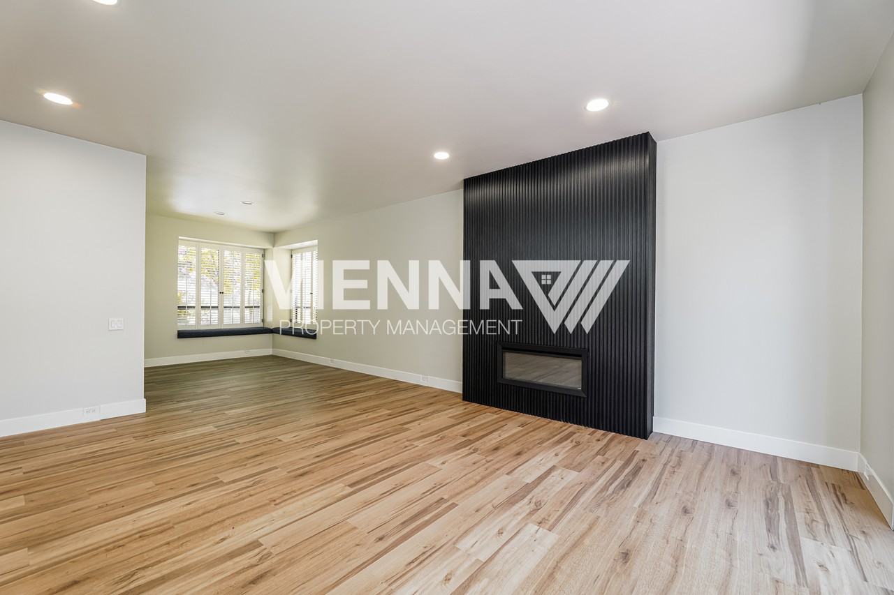 340 Wyndgate Rd - Photo 3 of 20