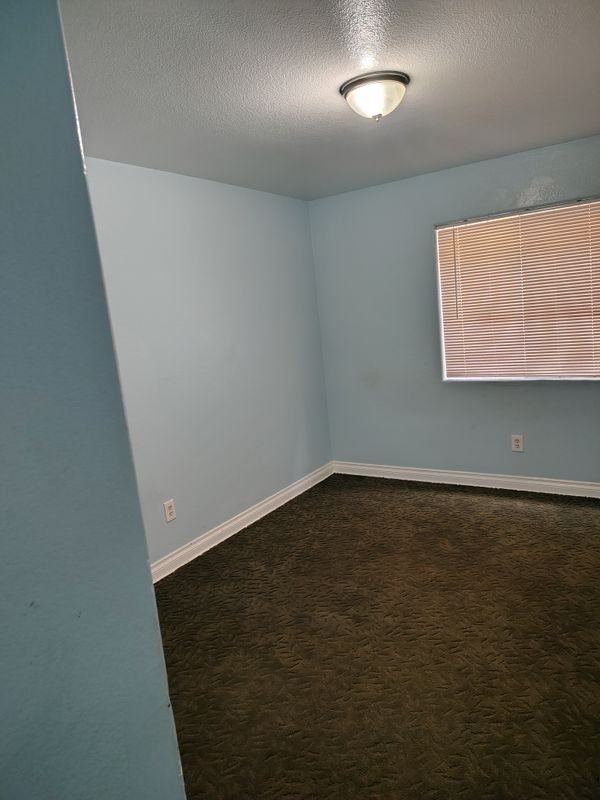 10516 Avalon Blvd - Photo 5 of 7