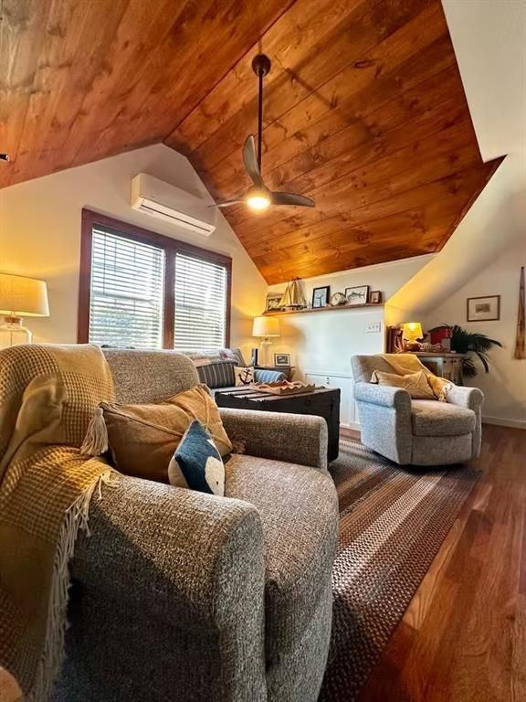 316 Succotash Rd - Photo 4 of 20