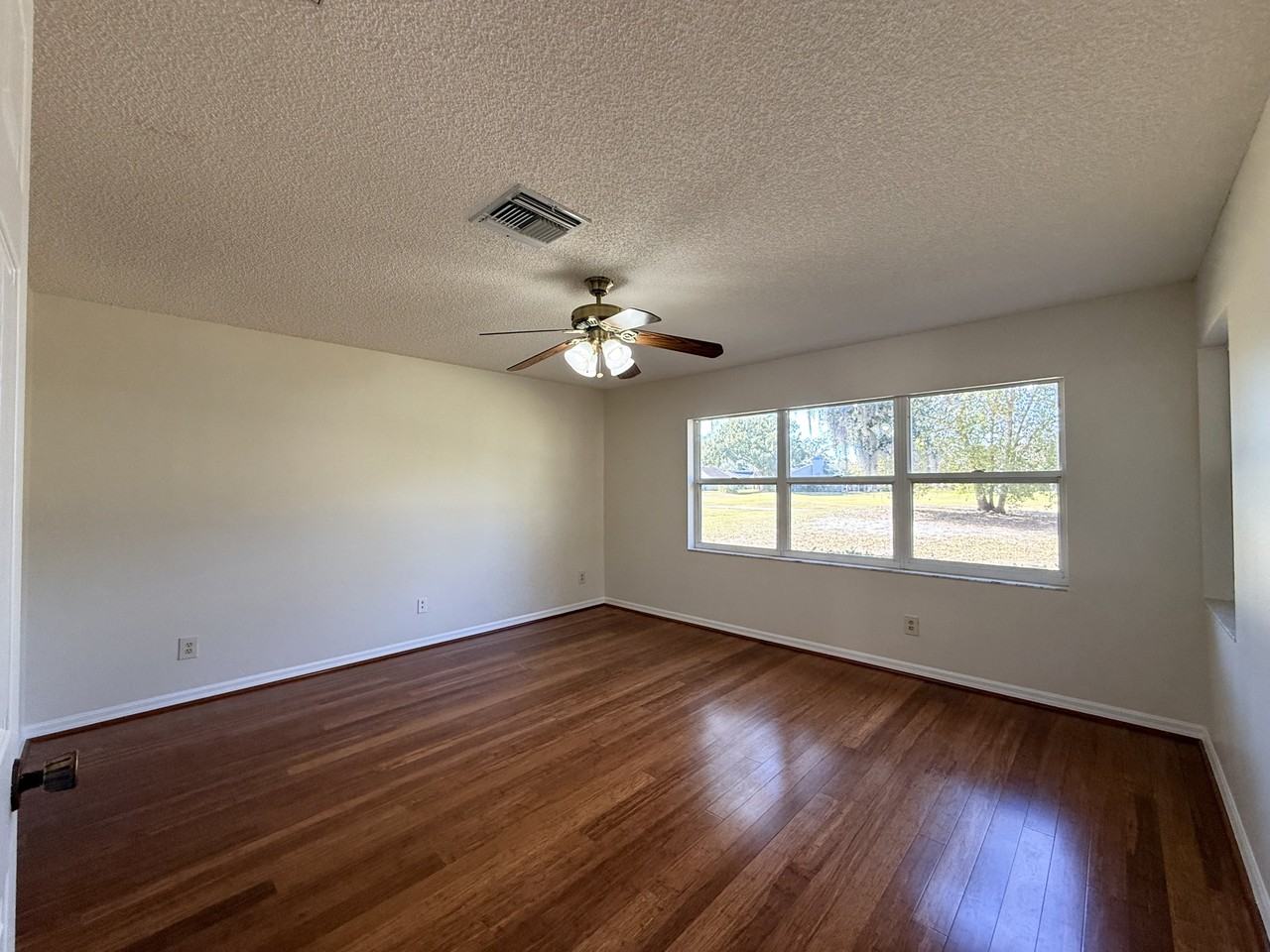 5215 Lochmead Ter - Photo 6 of 19