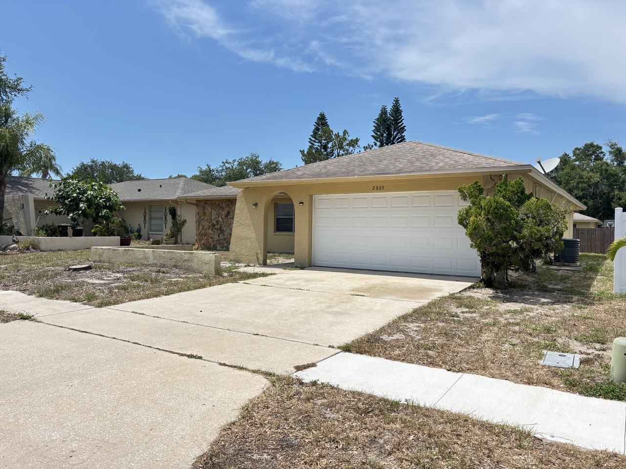 2665 Wildwood Ln - Photo 2 of 26