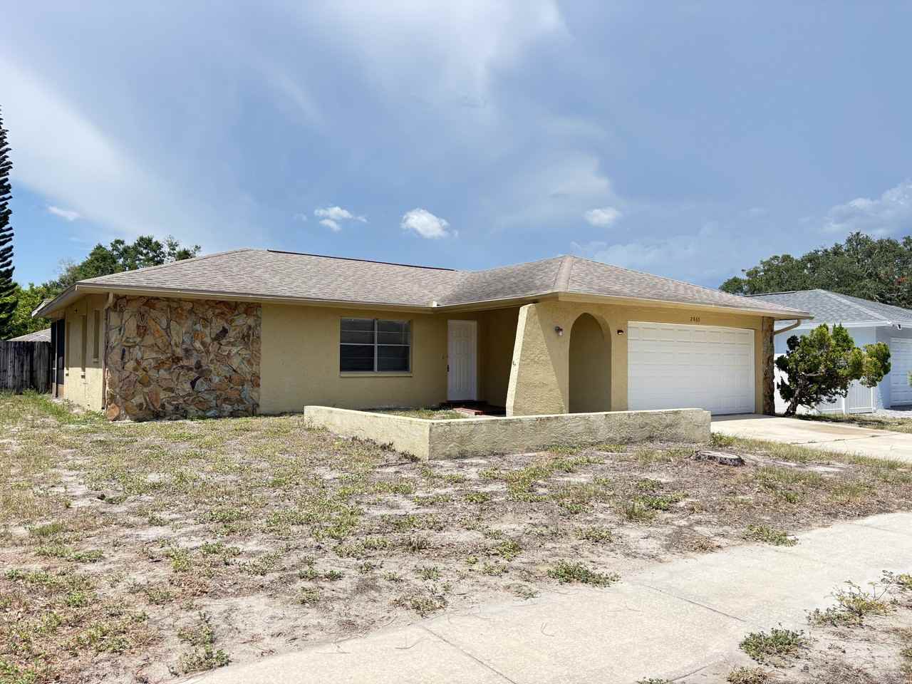 2665 Wildwood Ln - Photo 3 of 26