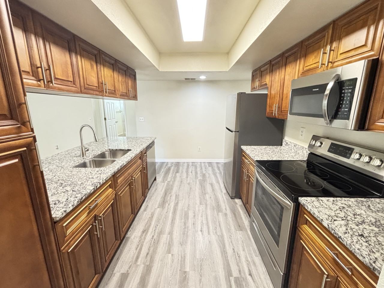 2665 Wildwood Ln - Photo 6 of 26