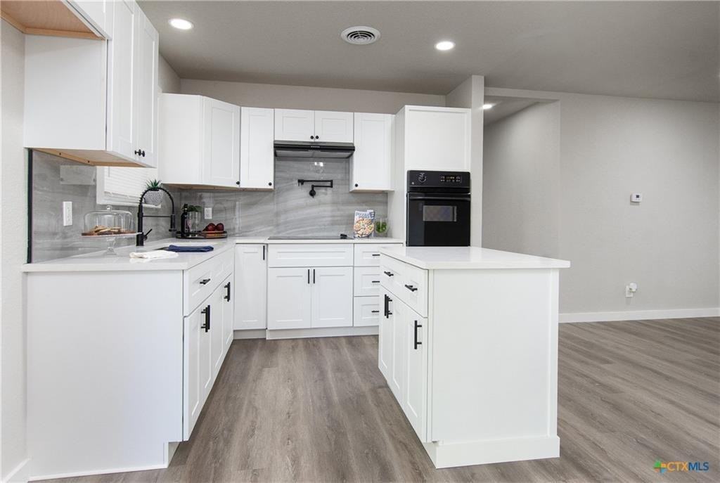 2313 Debra Cir - Photo 3 of 20