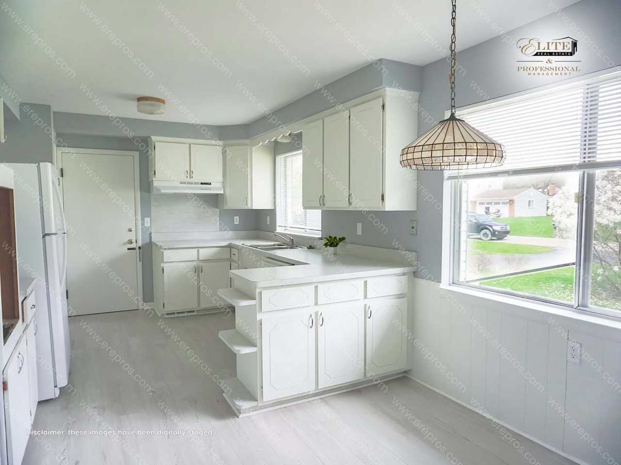 5049 Countryhouse - Photo 5 of 8