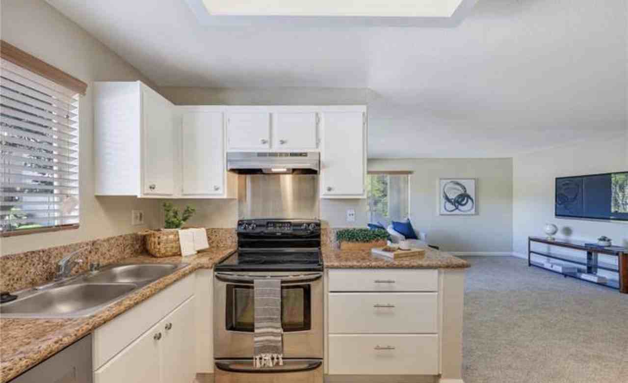 2500 San Gabriel Way #101 - Photo 5 of 12
