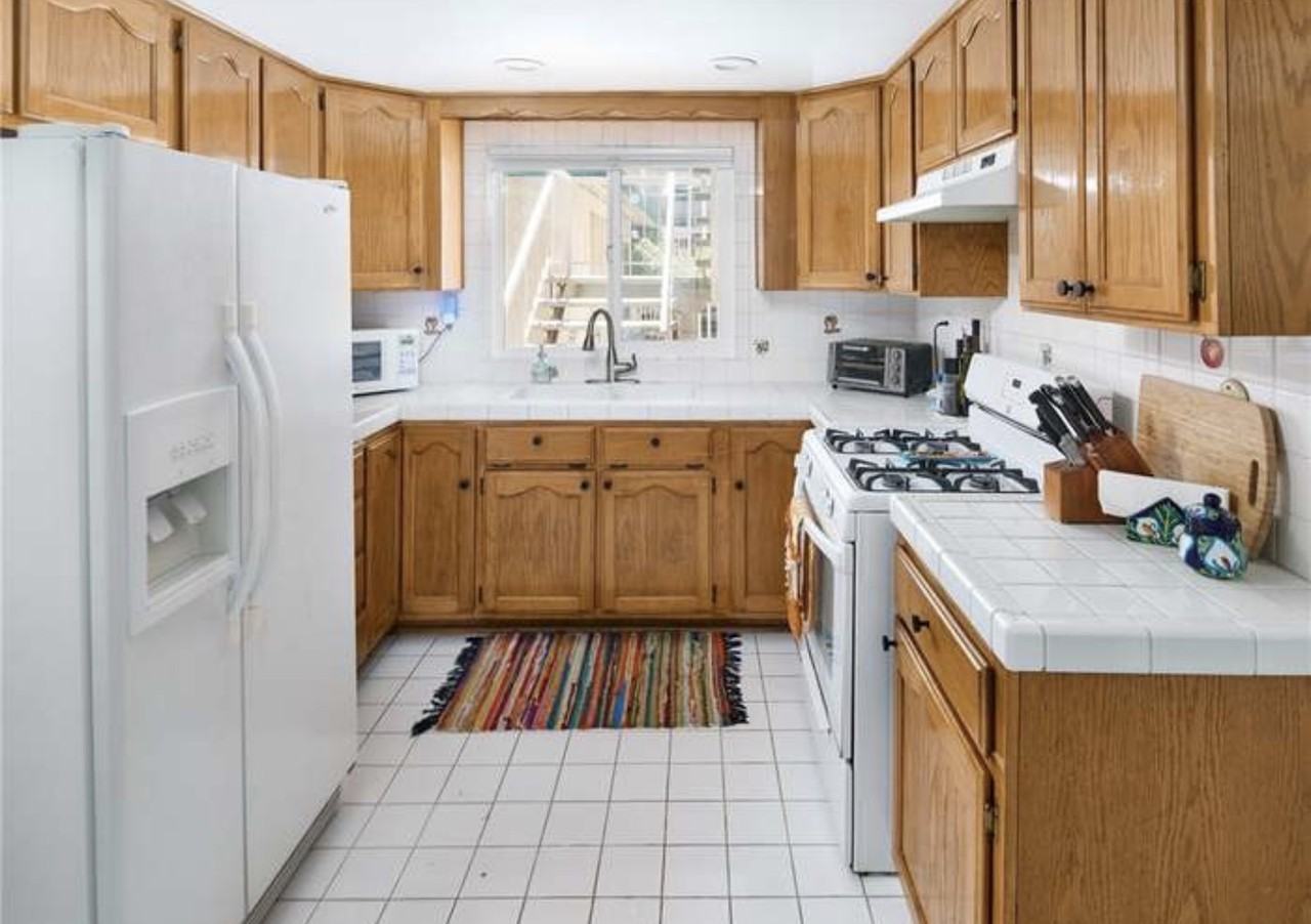 400 W 223rd St #107 - Photo 7 of 10