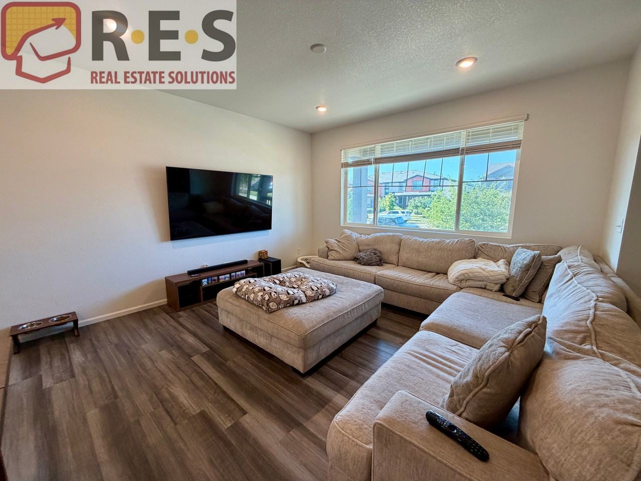 20941 E 60th Ave - Photo 5 of 19