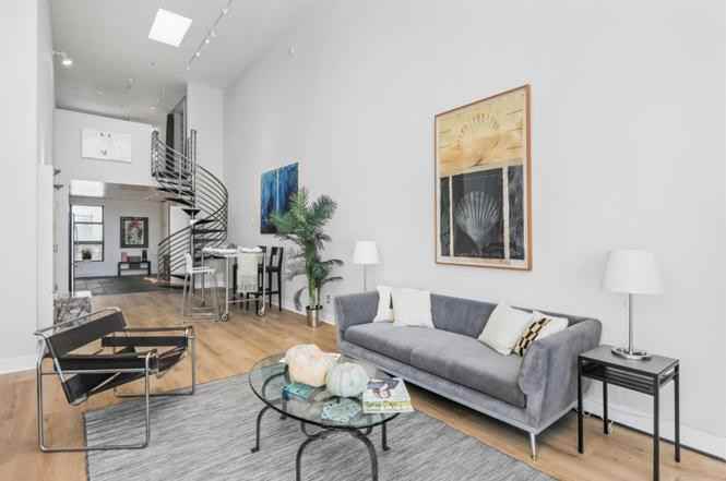 161 Gilbert St #11 - Photo 3 of 11