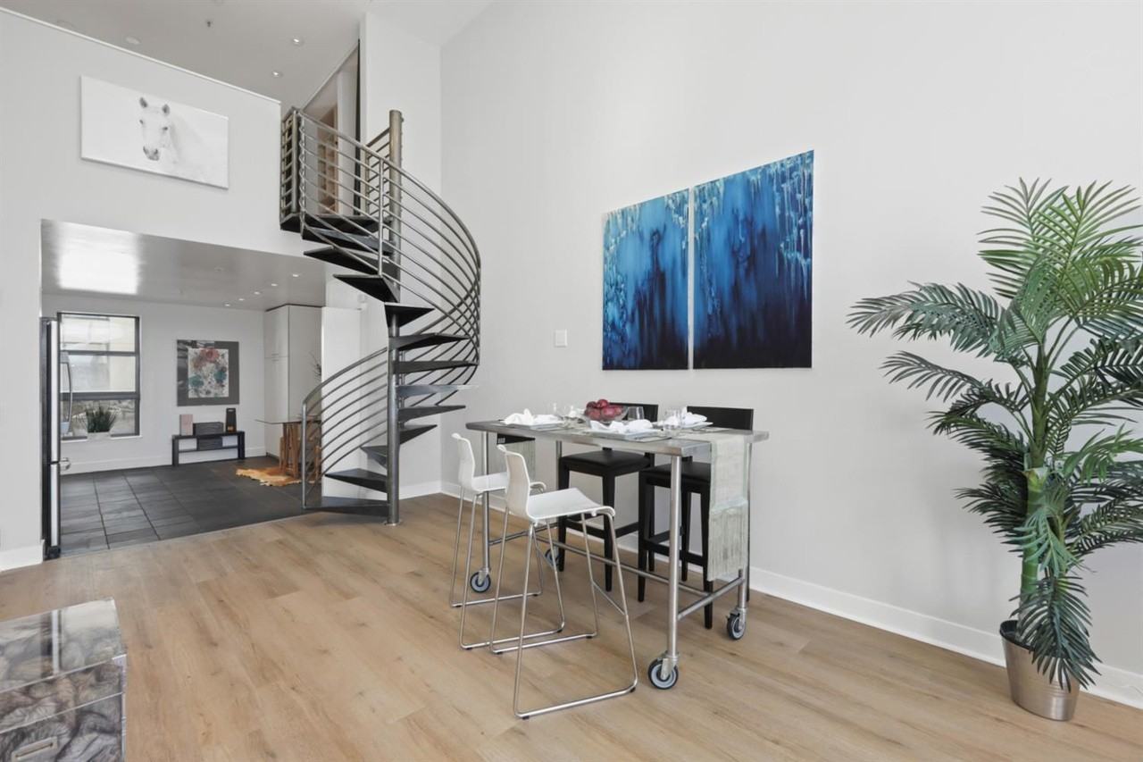161 Gilbert St #11 - Photo 4 of 11